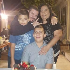 Meet your Posher, Vettles